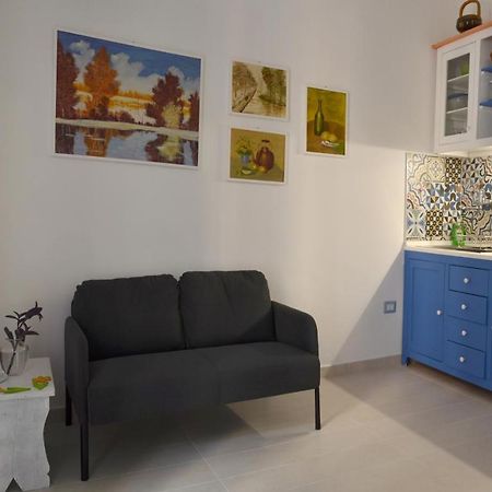 Meme Apartment Бари Екстериор снимка